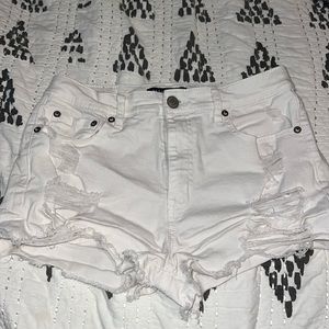 Aeropostale White Distressed Denim Shorts size 8